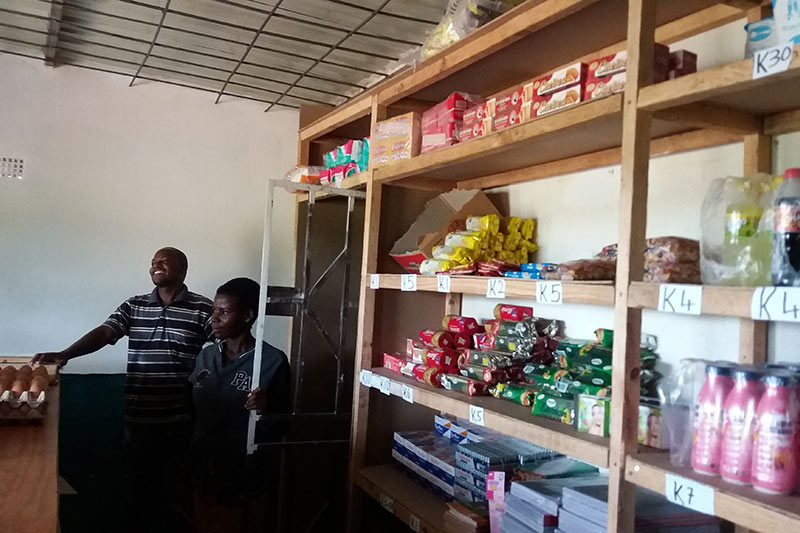 Grocery Store Sambia